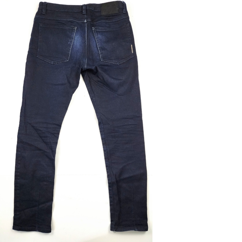 Neuw womens jeans size 31 Like new .